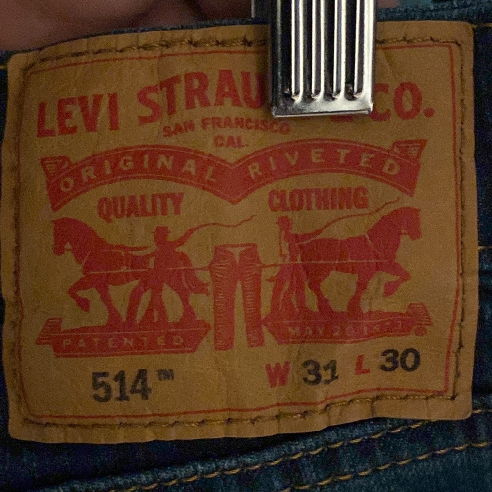 Levi’s 514 straight jeans size 31x30 stretchy fabric red tab lightly faded - Picture 3 of 8